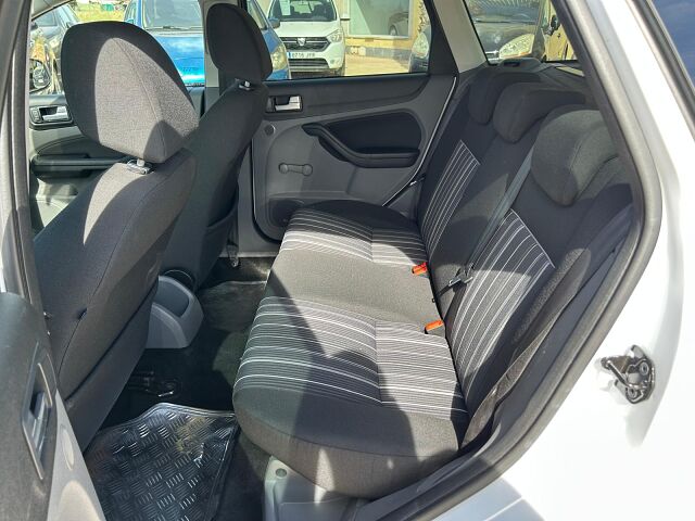 FORD FOCUS TREND 1.6 TDCI ESTATE SPANISH LHD IN SPAIN 171000 MILES SUPERB 2011